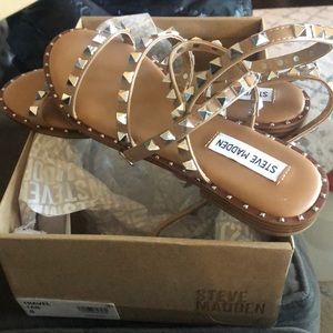 Steve Madden band new tan sandal